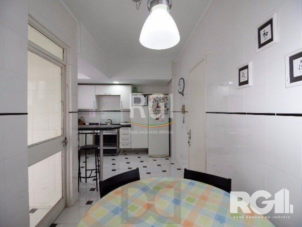Apartamento a venda, de 176 m2 com 3 dormitórios no Moinhos de Ventos em Porto Alegre. — foto 11