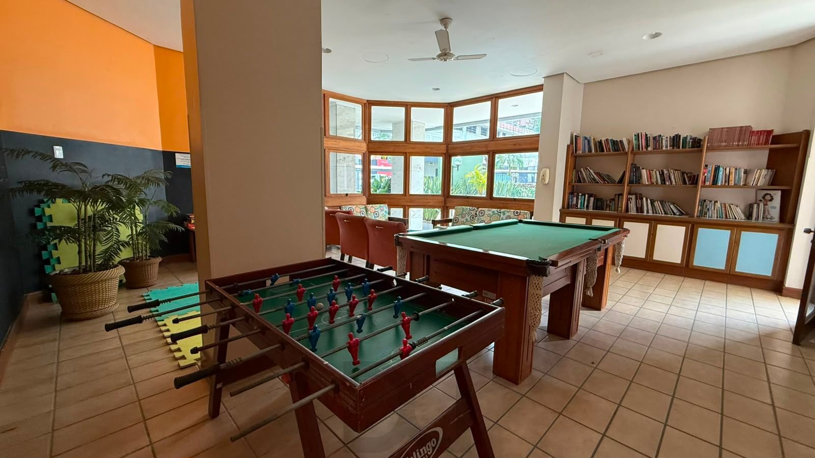 Lindo Apartamento a venda Semimobiliado de 2 Quartos no Bairro Petrópolis, Porto Alegre — foto 22