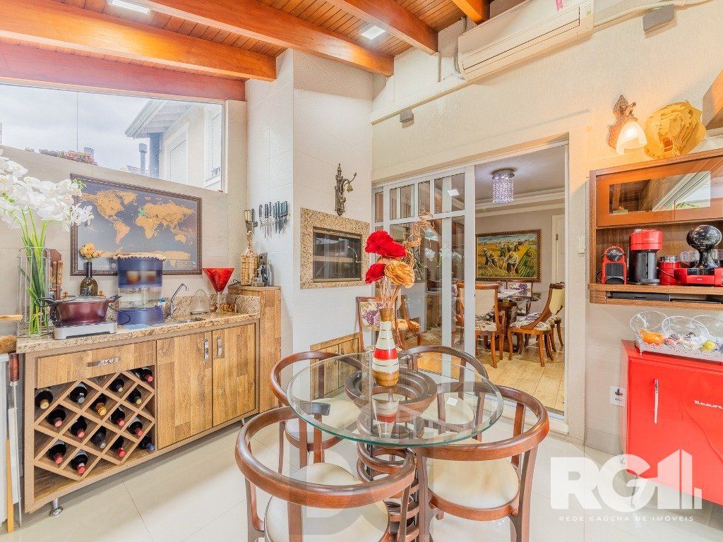 EXCLUSIVIDADE Belíssima casa de 4 suítes + gabinete no condomínio fechado Terra Mater com vista exuberante para o bosque, próximo da portaria e infraestrutura. — foto 15
