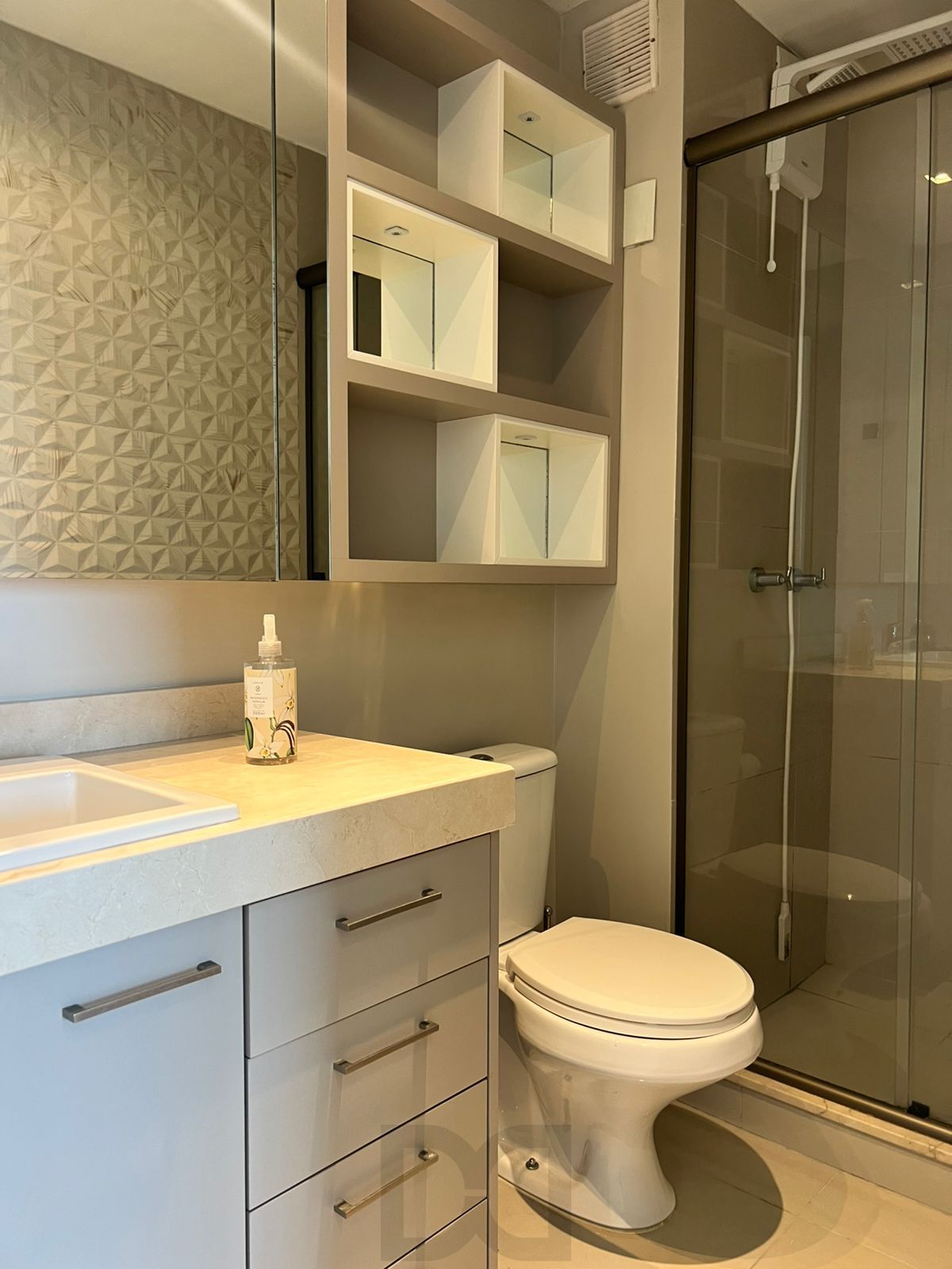Apartamento duplex a venda, mobiliado e decorado, planta de 57 m2 com 1 dormitório, 2 vagas e 1 depósito. — foto 22