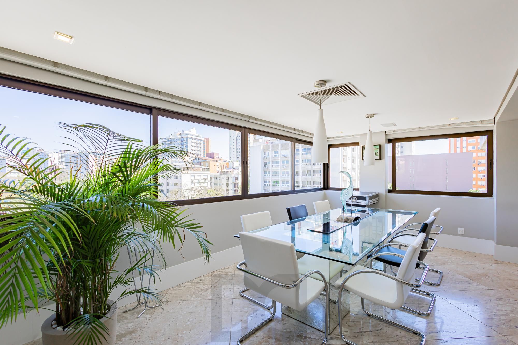 Espetacular apartamento 3 suítes 3 vagas com infra completa no Moinhos de Vento — foto 12