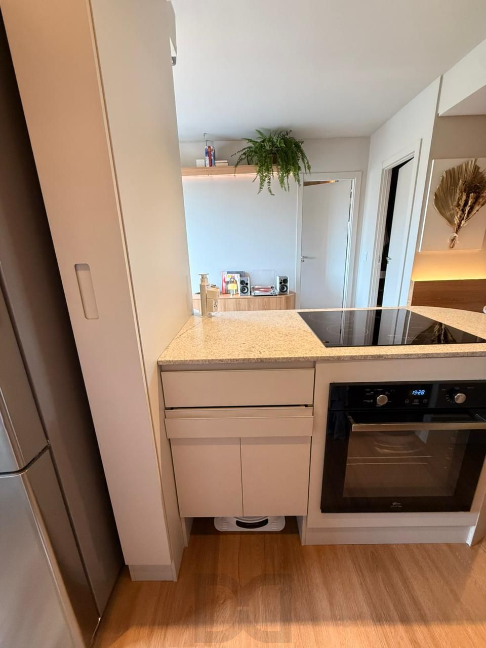 Apartamento mobiliado e decorado em alto padrão a venda no Quintal Moinhos. — foto 8