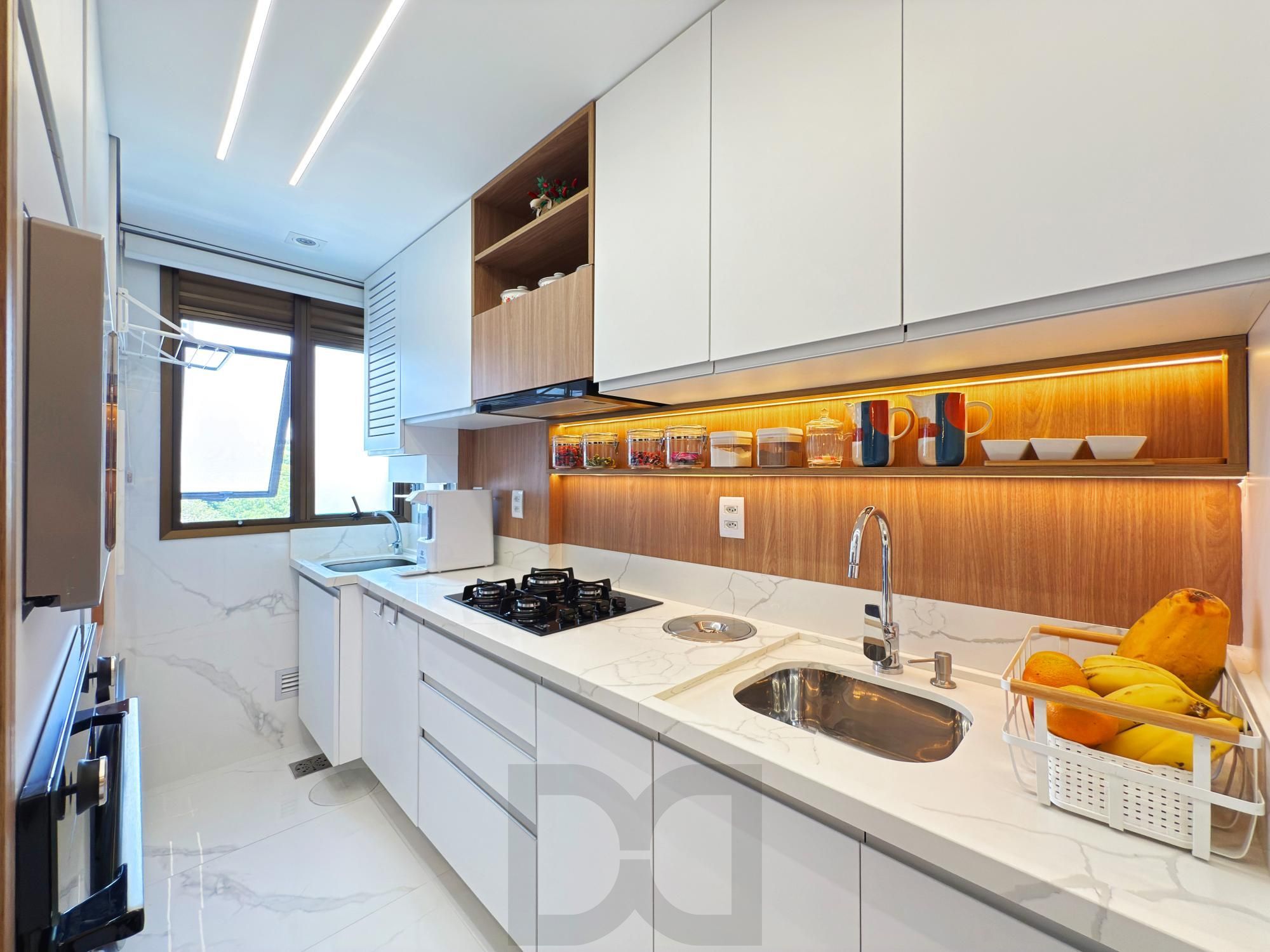 Belíssimo apartamento semimobiliado e decorado 2 dorm 2 vagas c/piscina — foto 14