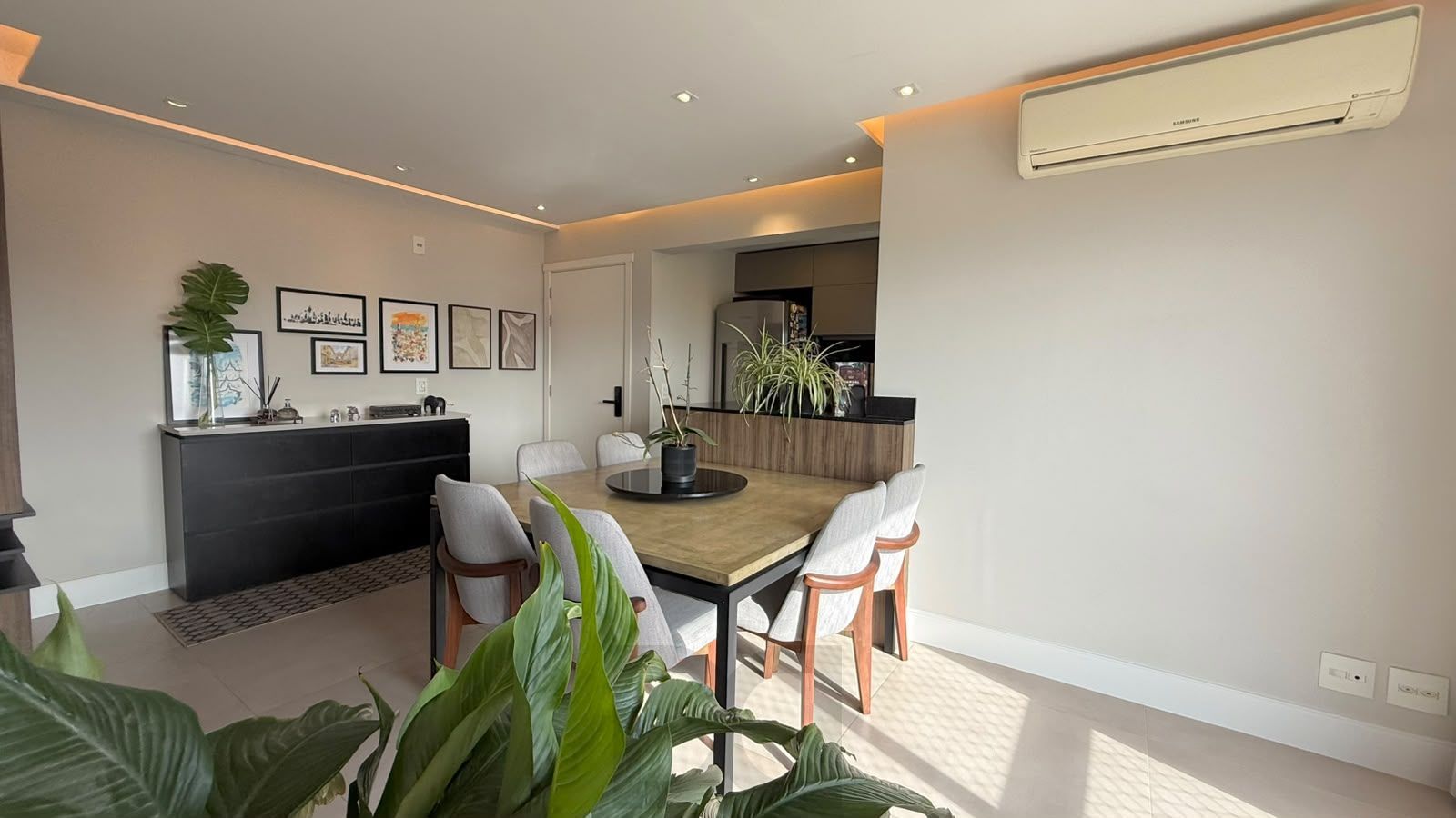Apartamento a venda no Passo D'areia, 80 m2 com 2 dormitórios e 2 vagas cobertas. — foto 4
