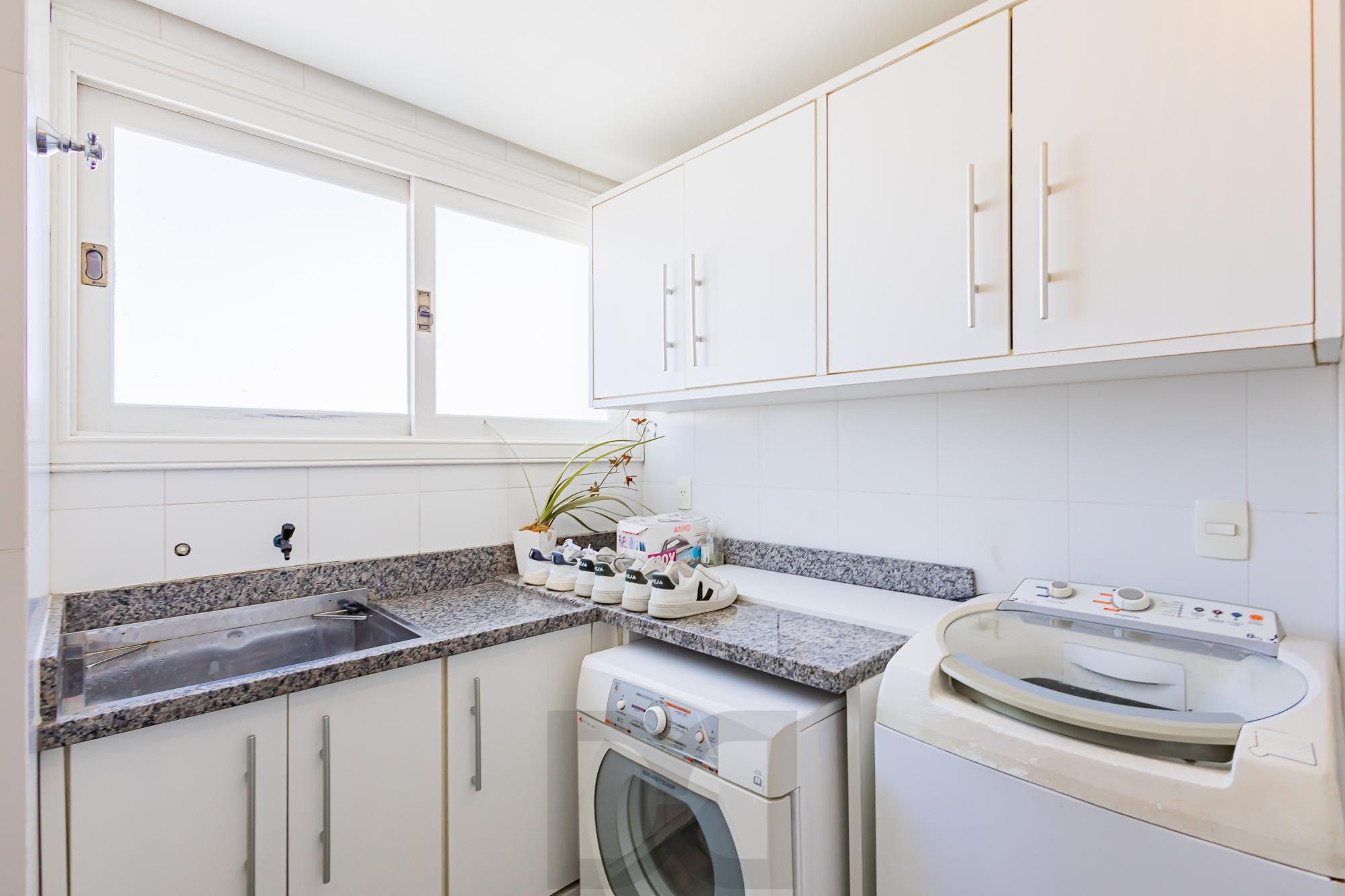 Espetacular apartamento 3 suítes 3 vagas com infra completa no Moinhos de Vento — foto 19