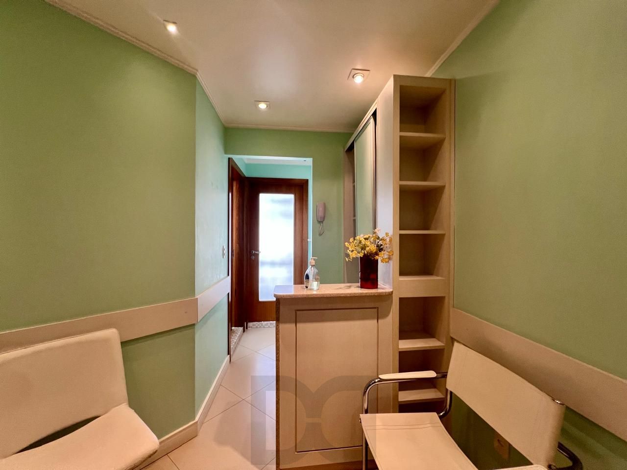 Clínica Odontológica mobiliada e equipada, 38 m2 com 2 vagas individuais na Av. Vinte e Quatro de Outubro — foto 7