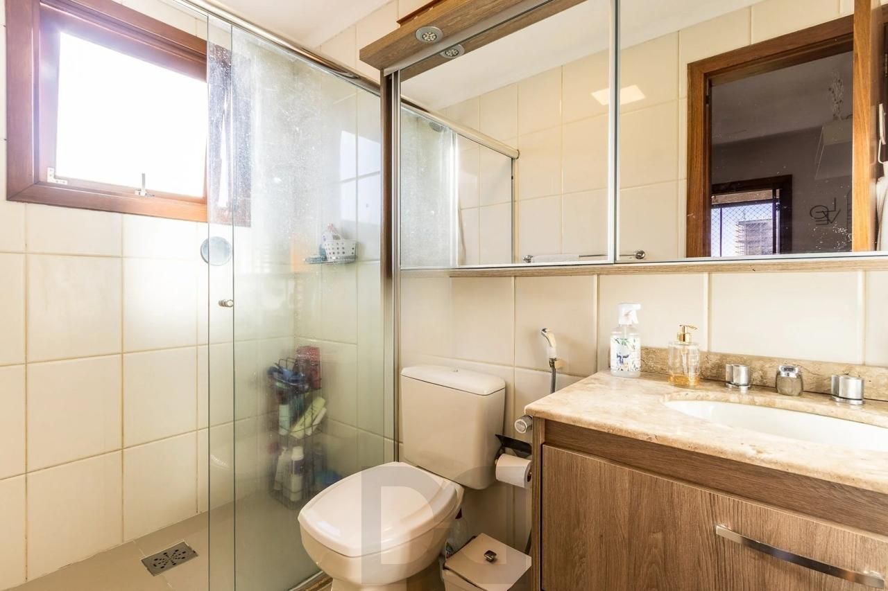 Excelente apartamento à Venda no bairro Bela Vista, Porto Alegre. — foto 11