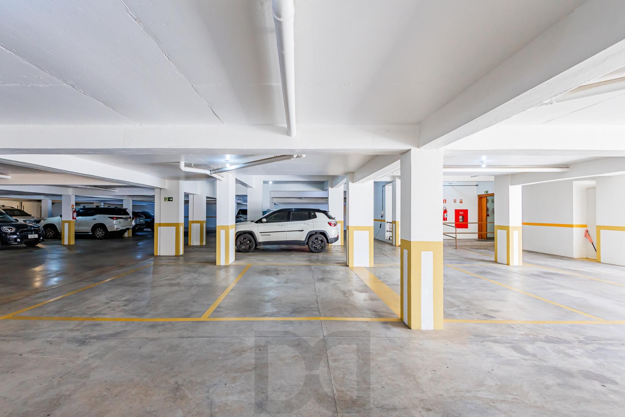 Espetacular apartamento 3 suítes 3 vagas com infra completa no Moinhos de Vento — foto 32