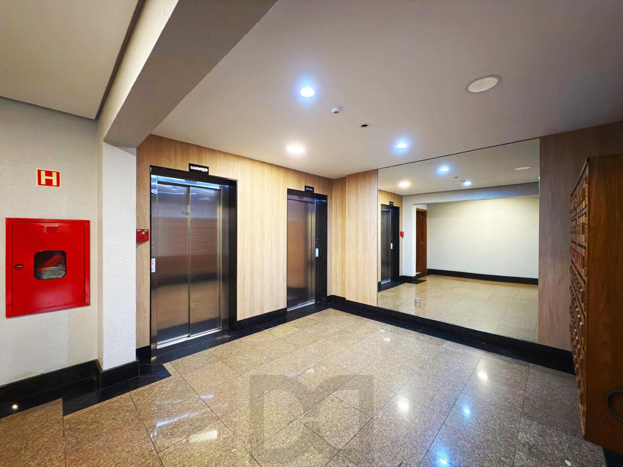 Belíssimo apartamento semimobiliado e decorado 2 dorm 2 vagas c/piscina — foto 30
