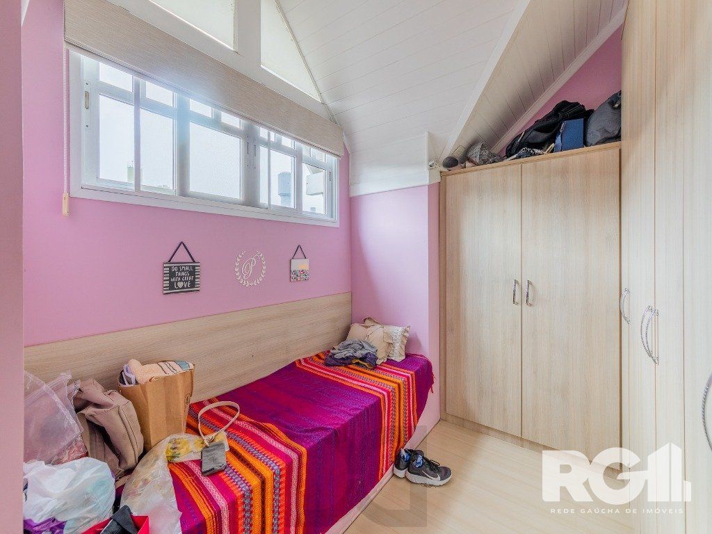 EXCLUSIVIDADE Belíssima casa de 4 suítes + gabinete no condomínio fechado Terra Mater com vista exuberante para o bosque, próximo da portaria e infraestrutura. — foto 32