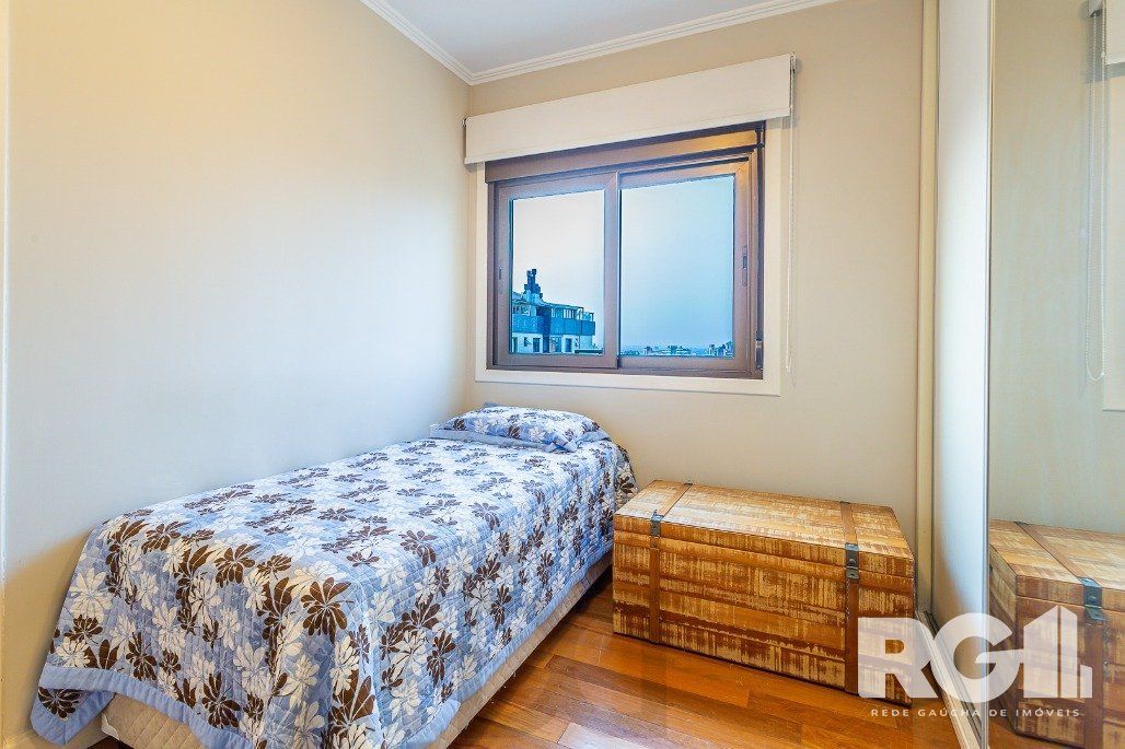 Apartamento semimobiliado, 167 m², 3 suítes e 3 vagas de garagem no bairro Bela Vista. — foto 29