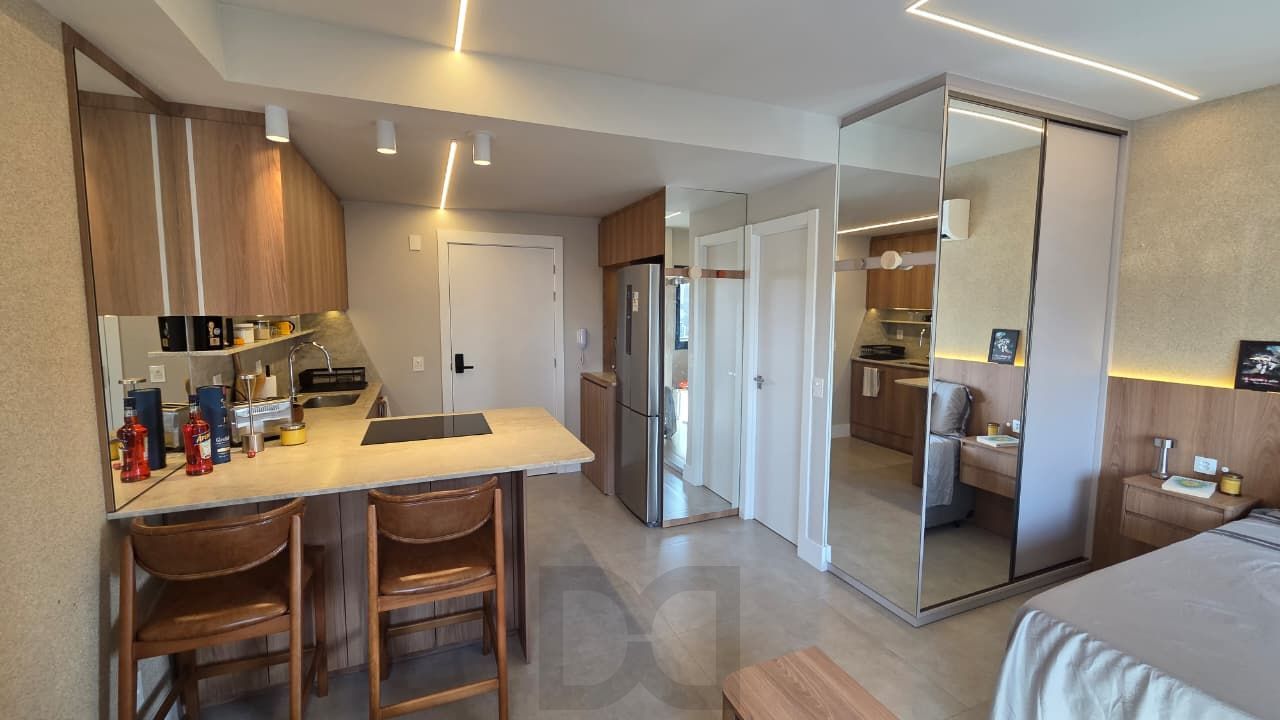 Apartamento de 1 dormitorio cuidadosamente mobiliado no bairro boa vista. — foto 1