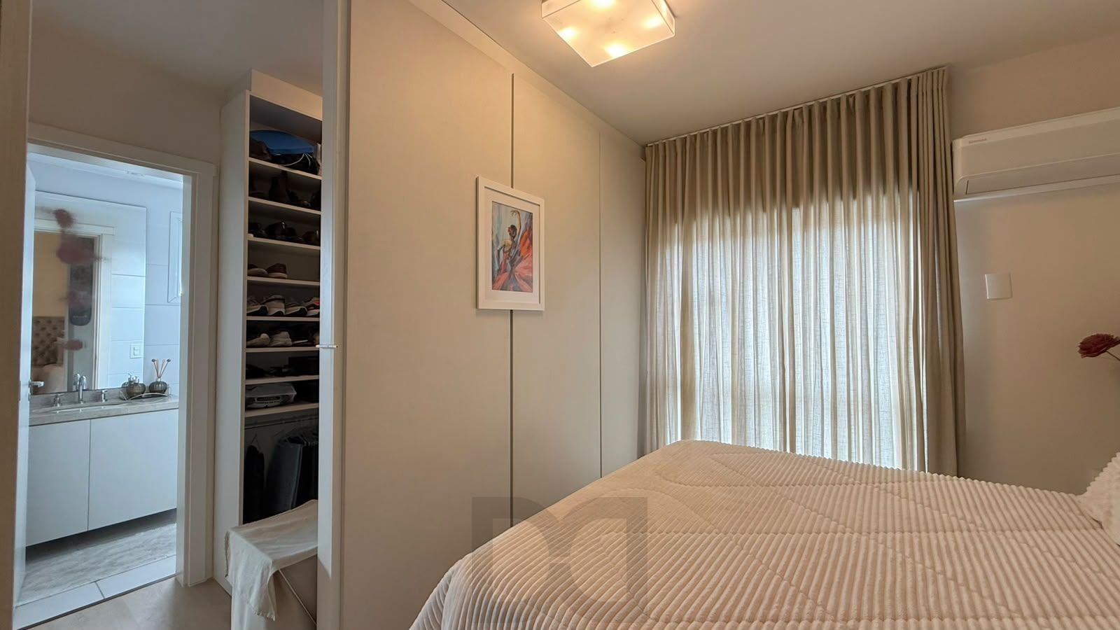 Apartamento a venda no Passo D'areia, 80 m2 com 2 dormitórios e 2 vagas cobertas. — foto 13