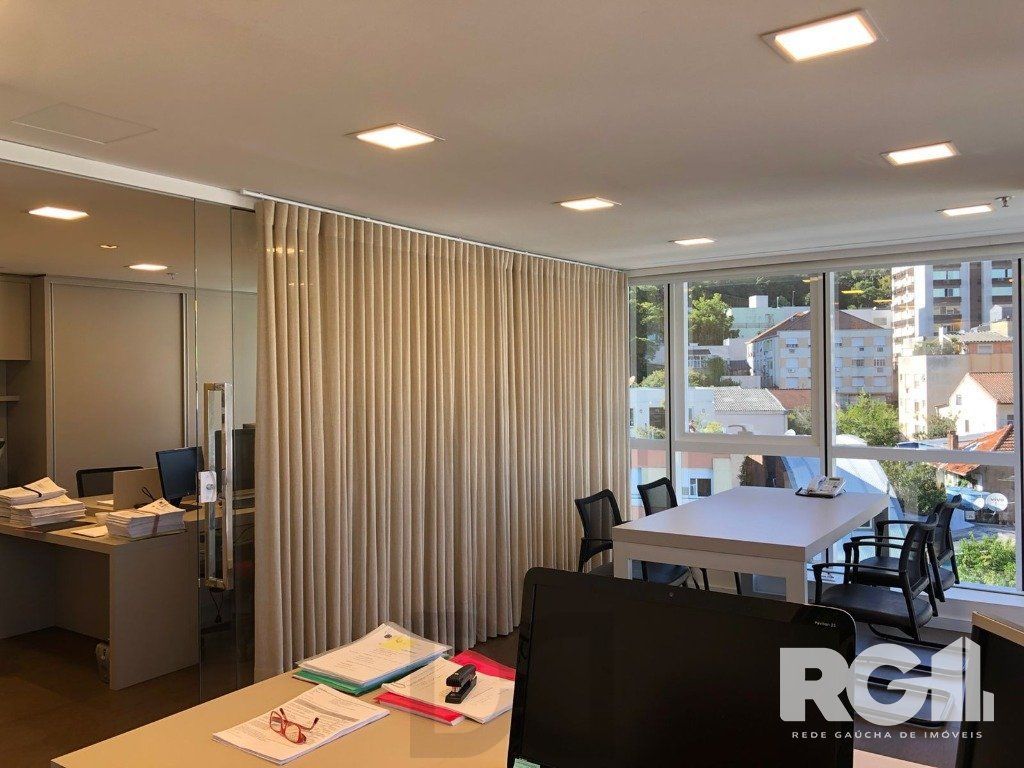 Sala para alugar totalmente mobiliada e decorada, 52 m² privativos divididos em 2 ambientes com vaga. — foto 2
