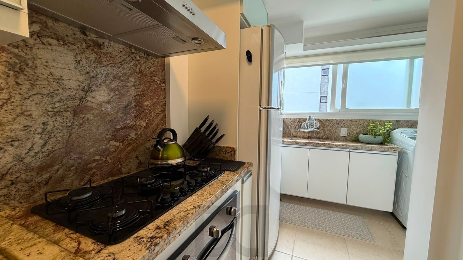 Lindo Apartamento a venda Semimobiliado de 2 Quartos no Bairro Petrópolis, Porto Alegre — foto 10