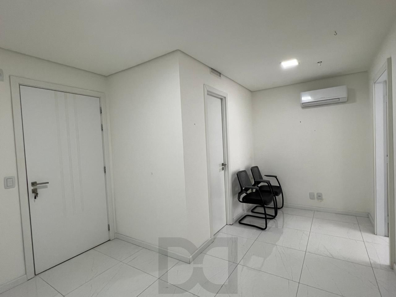 Sala comercial com 44 m2 a venda no Trend Nova Carlos Gomes. — foto 7