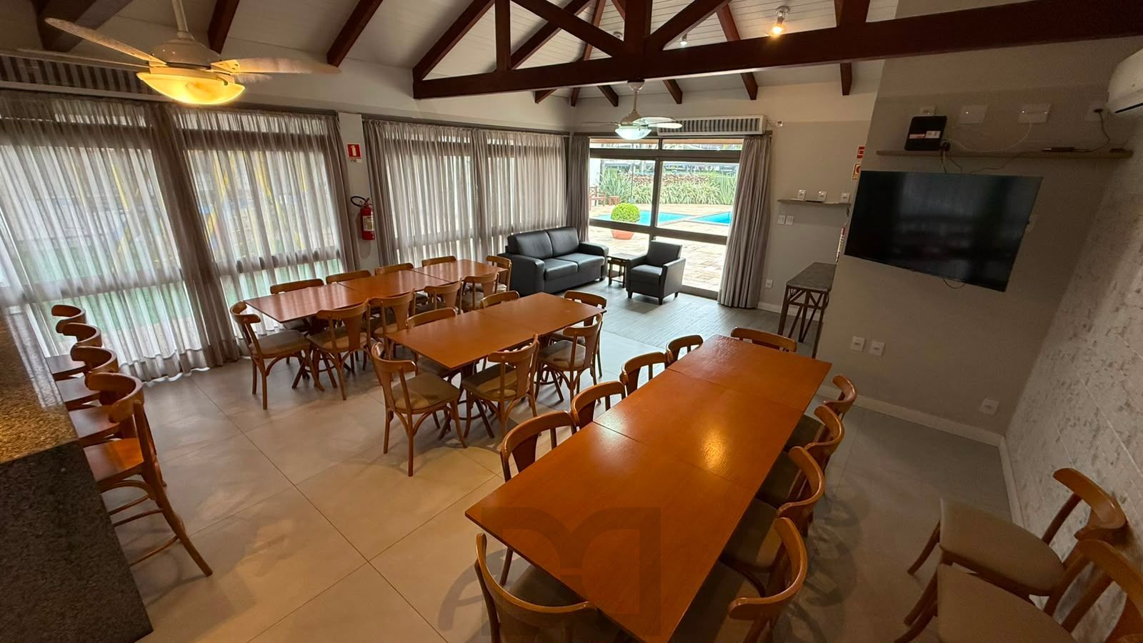 Lindo Apartamento a venda Semimobiliado de 2 Quartos no Bairro Petrópolis, Porto Alegre — foto 17