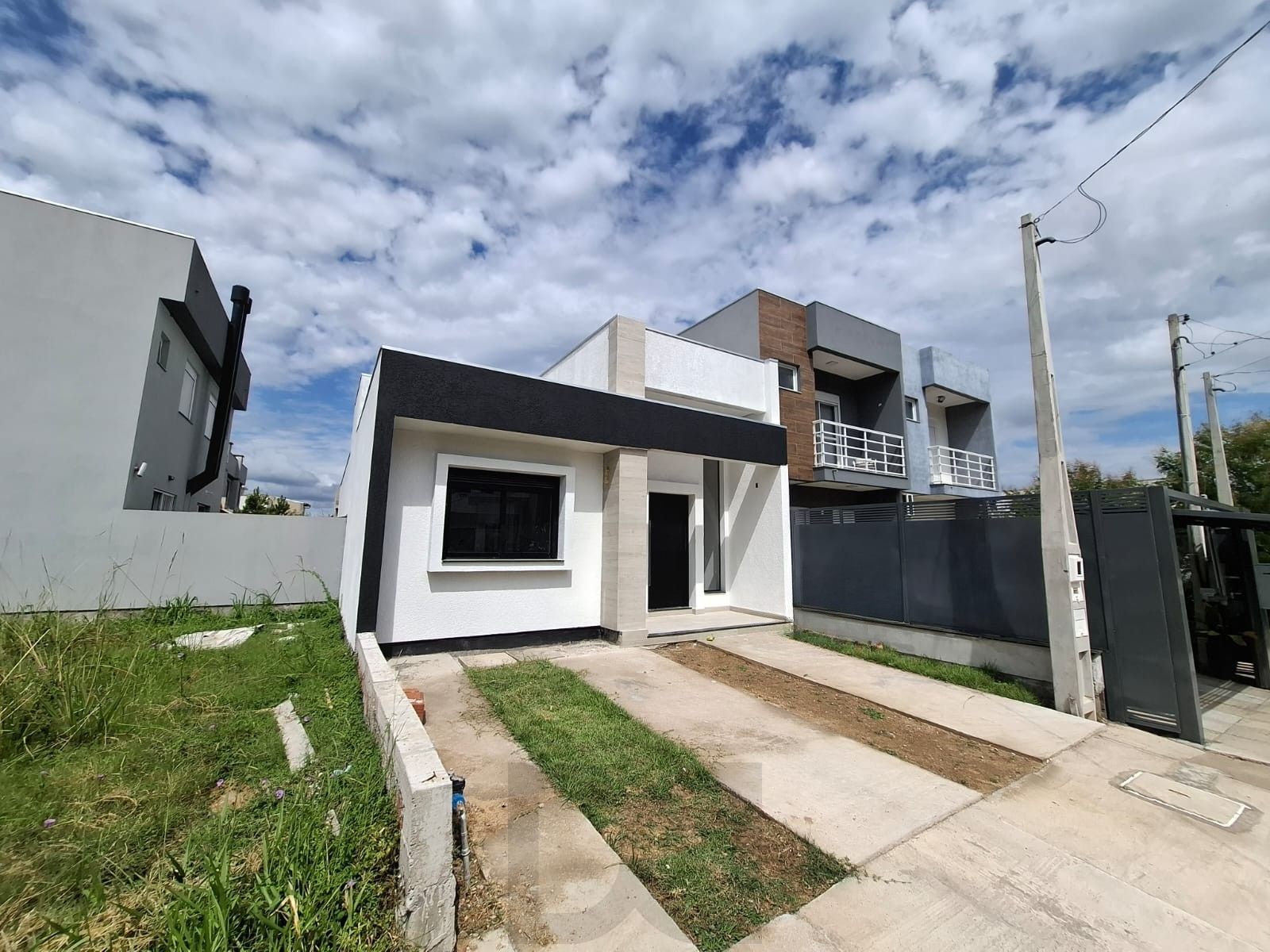 Casa 3 Dorm com Pé Direito Alto e 2 Vagas | Zona Sul POA — foto 2