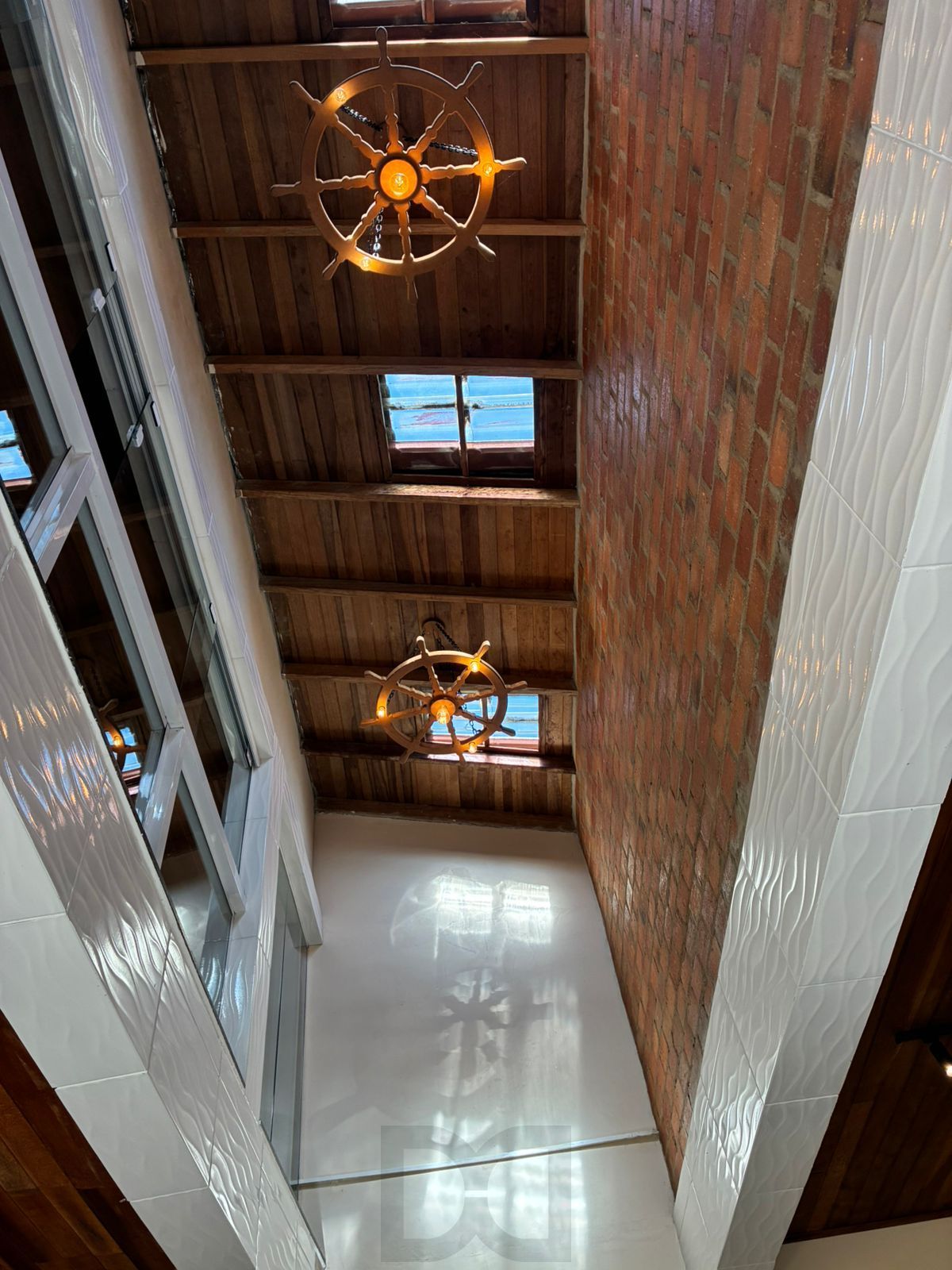 Casa á venda 3 Dormitórios sendo 1 suíte -Hípica Boulevard - Porto Alegre/RS — foto 14