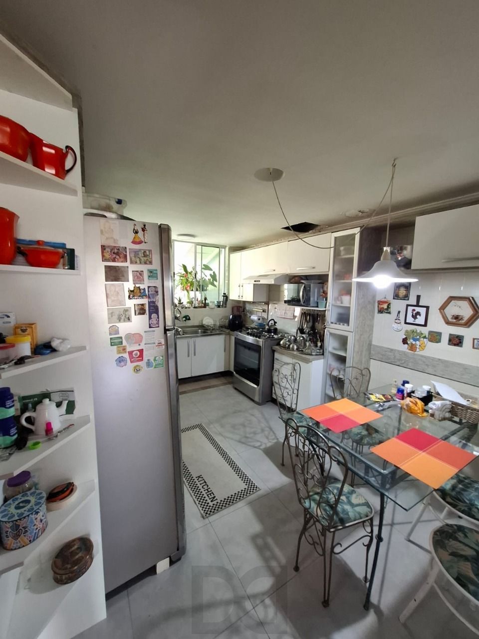 Casa em Porto Alegre, no bairro Ipanema, com 3 dormitório(s), e 3 banheiros, à venda. — foto 8