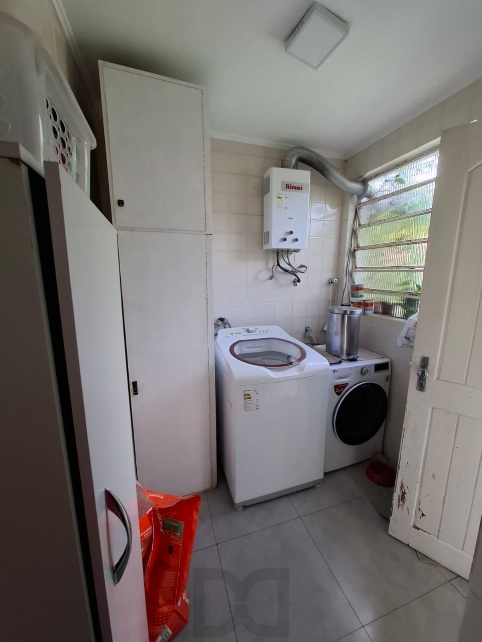 Casa em Porto Alegre, no bairro Ipanema, com 3 dormitório(s), e 3 banheiros, à venda. — foto 40
