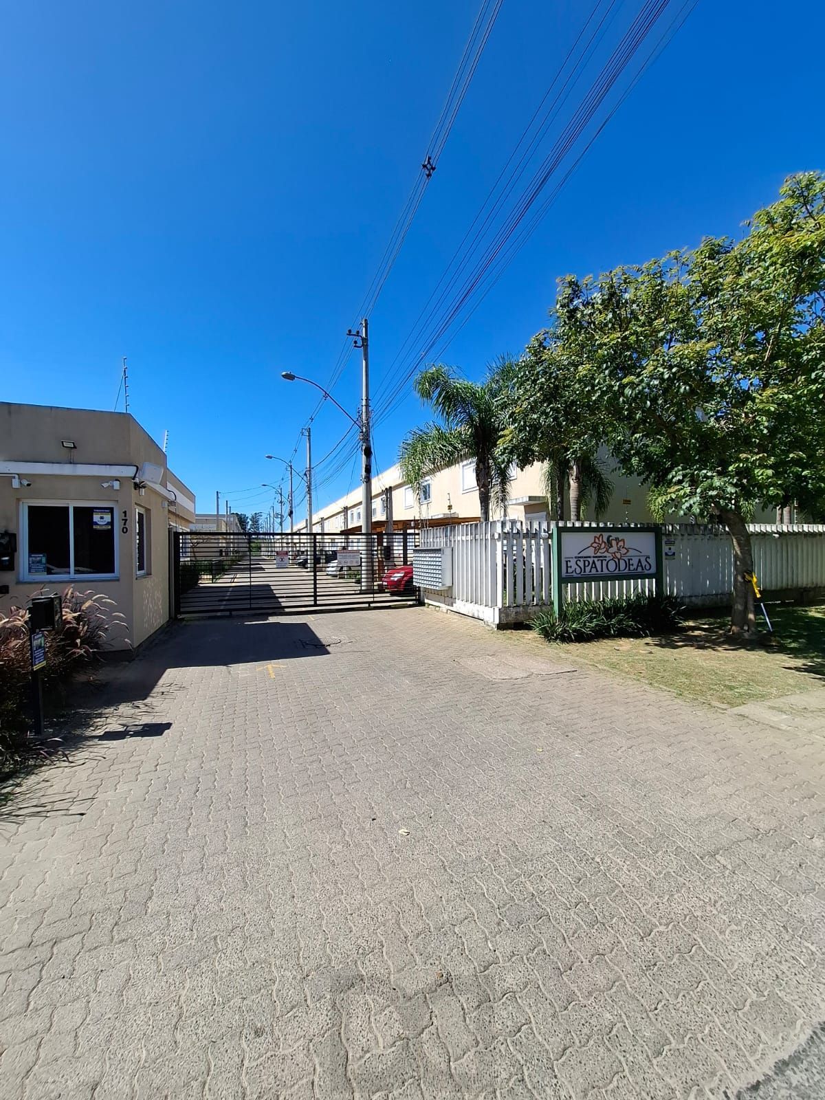 Sobrado a venda bairro Ponta Grossa - Porto Aelgre/RS — foto 1