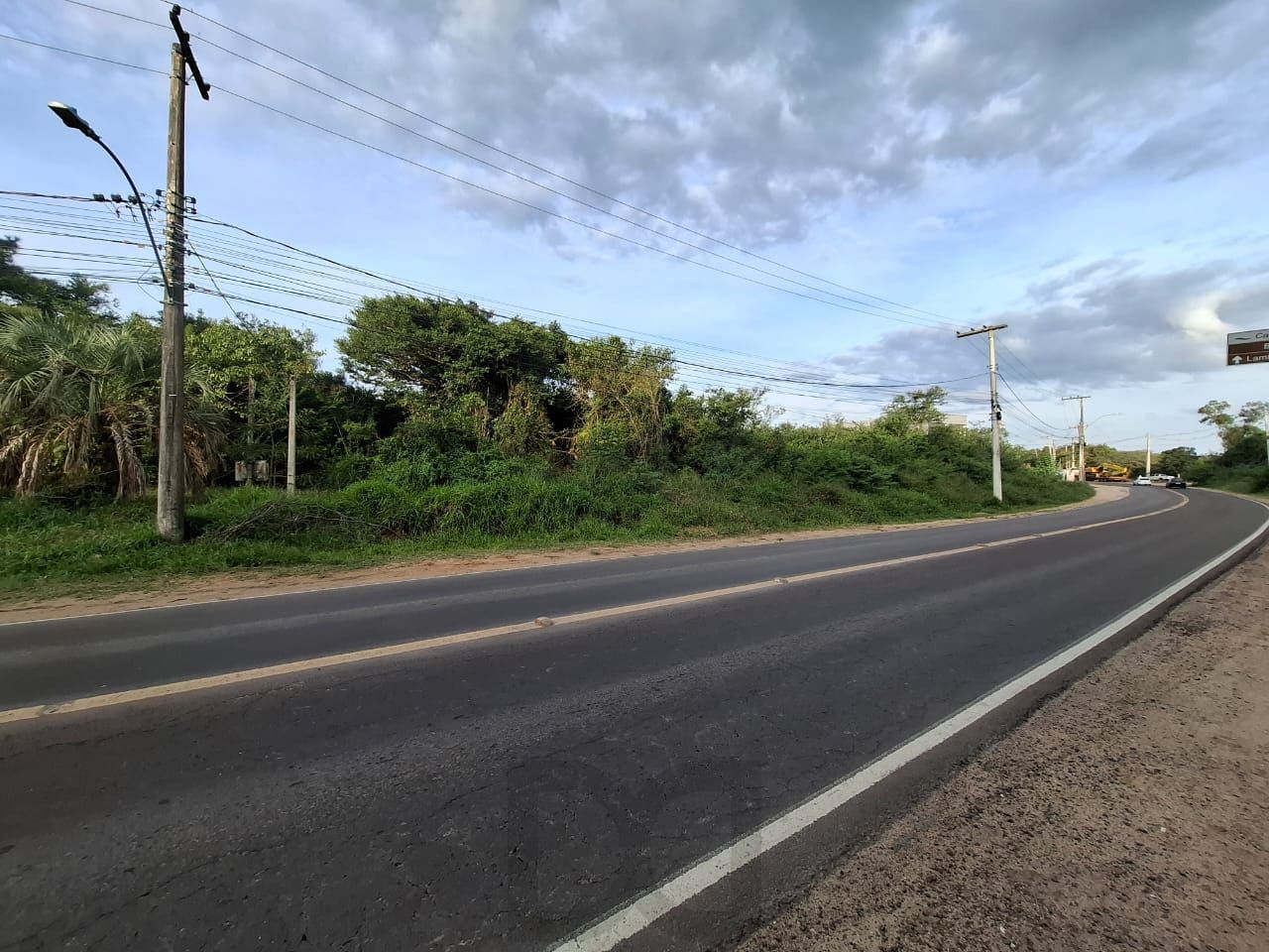 Terreno Av Edgar Pires de Castro medindo 7982,61m² — foto 3