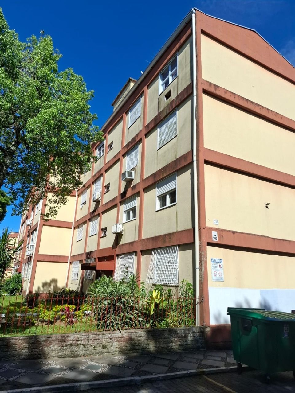 Apartamento Bairro Camaquã 2 dormitórios — foto 2