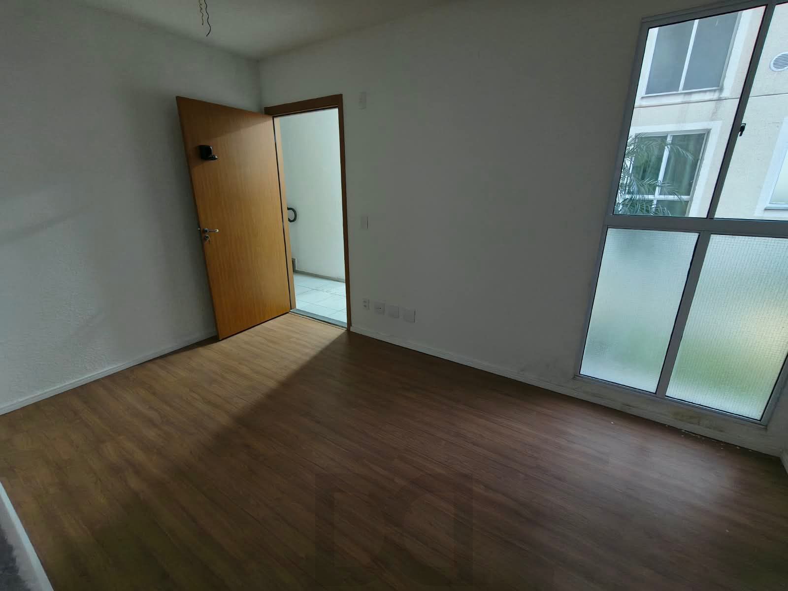 Apartamento térreo, 2 dormitórios e uma vaga de garagem, Zona Sul de Porto Alegre — foto 6