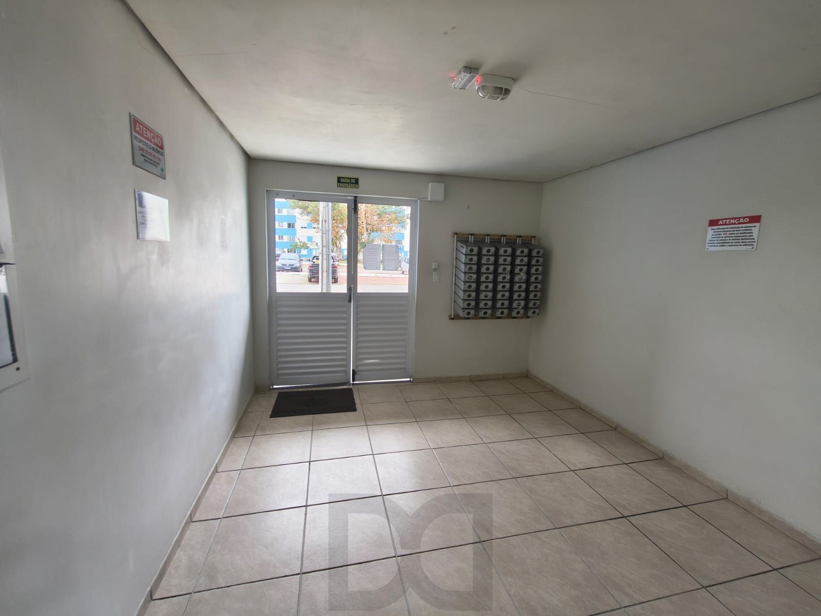 Apartamento à venda 2 dormitórios semi mobiliado - Porto Alegre/RS — foto 14