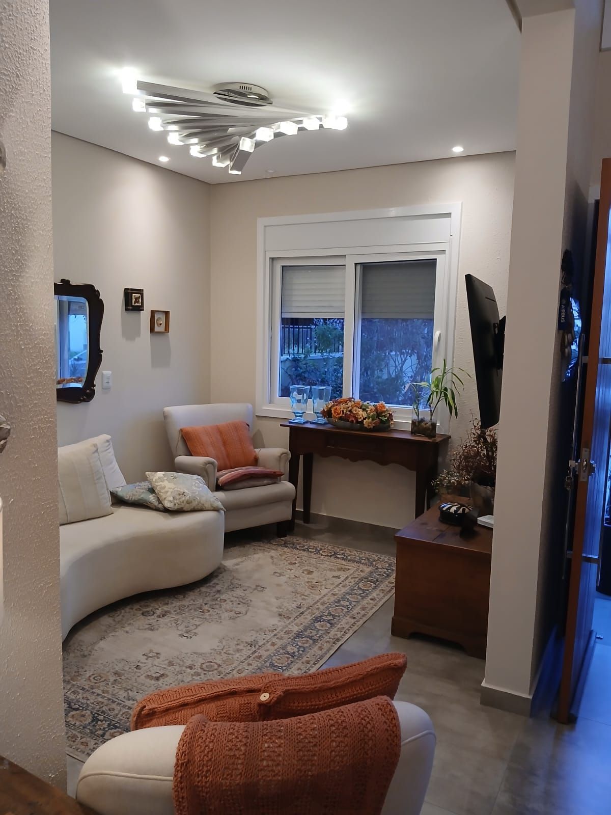 Casa 3 dormitórios, Semi mobiliada - Aberta dos Morros - Porto Alegre/RS — foto 1