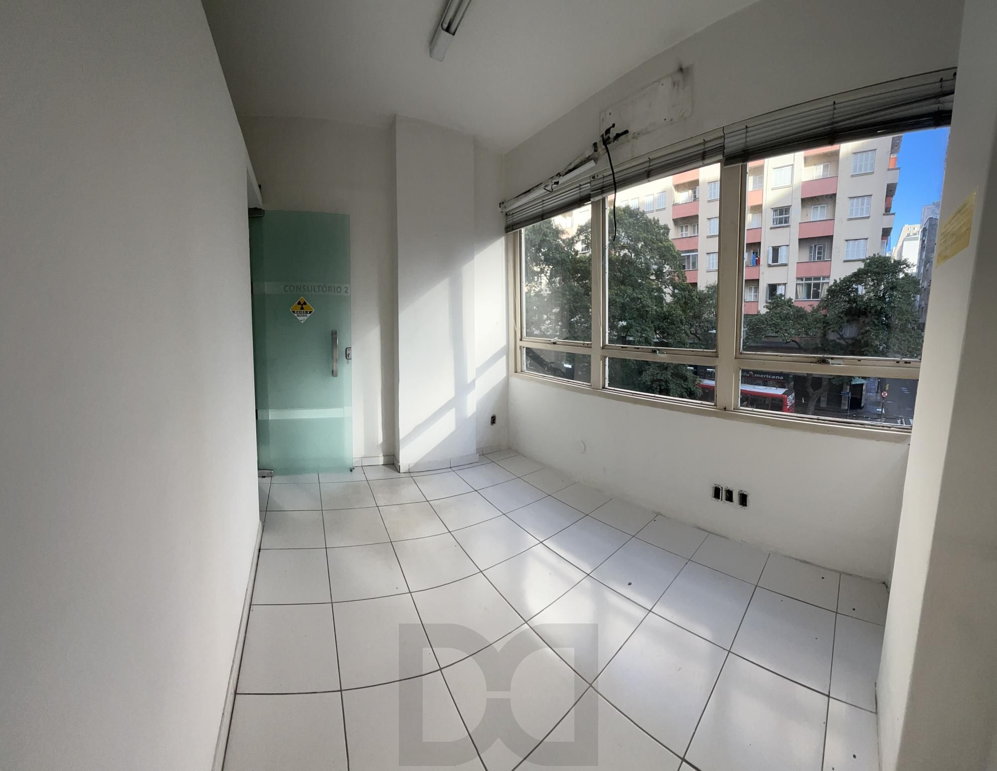 Excelente Oportunidade! Sala comercial para venda no centro de Porto Alegre. — foto 16