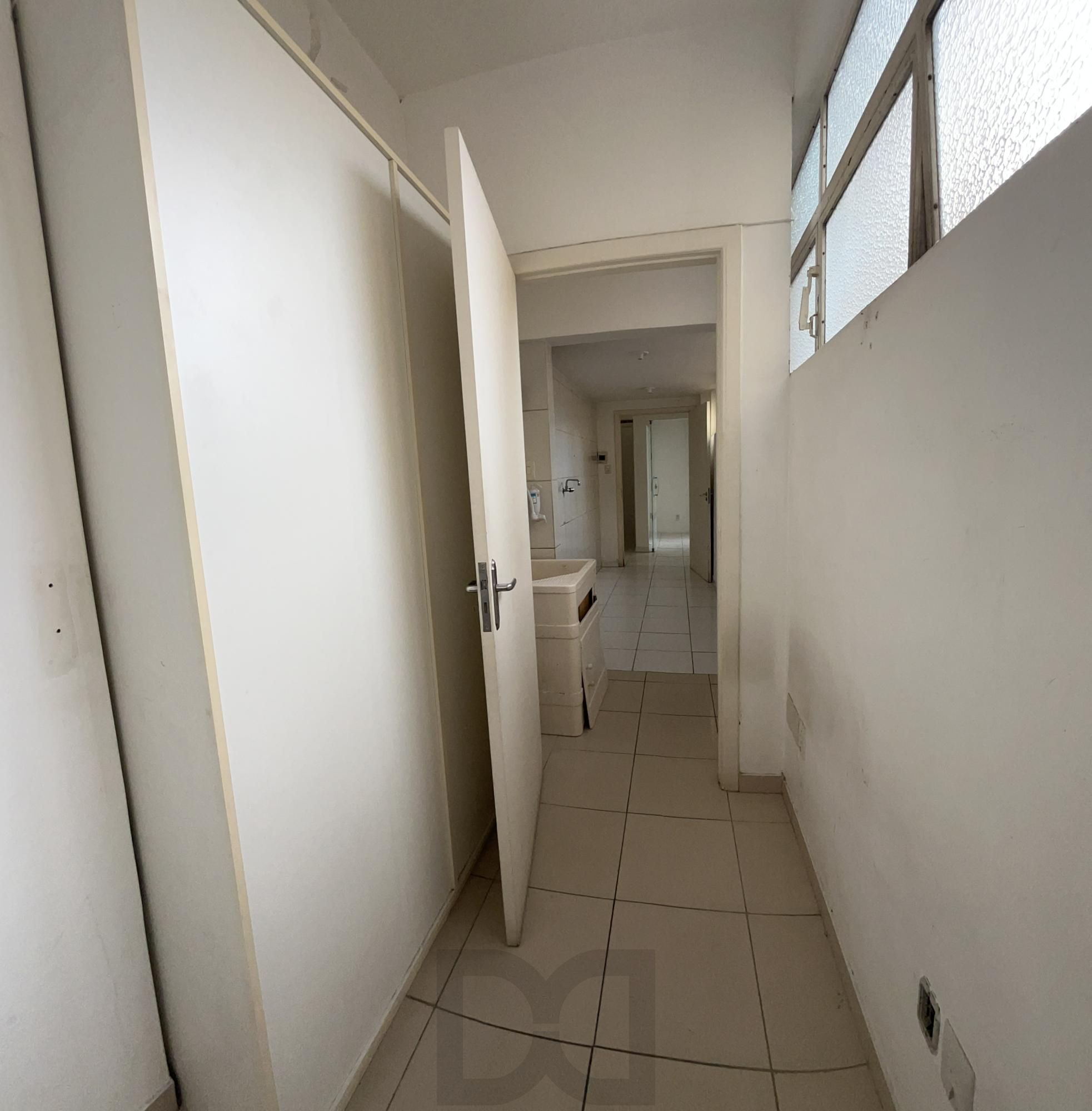 Excelente Oportunidade! Sala comercial para venda no centro de Porto Alegre. — foto 21