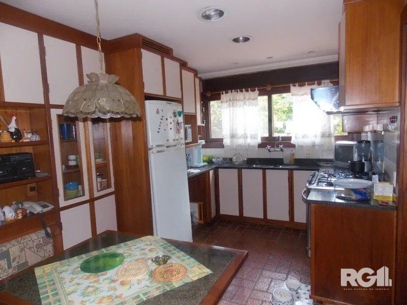 CASA EM CONDOMÍNIO DE ALTO PADRÃO — foto 16