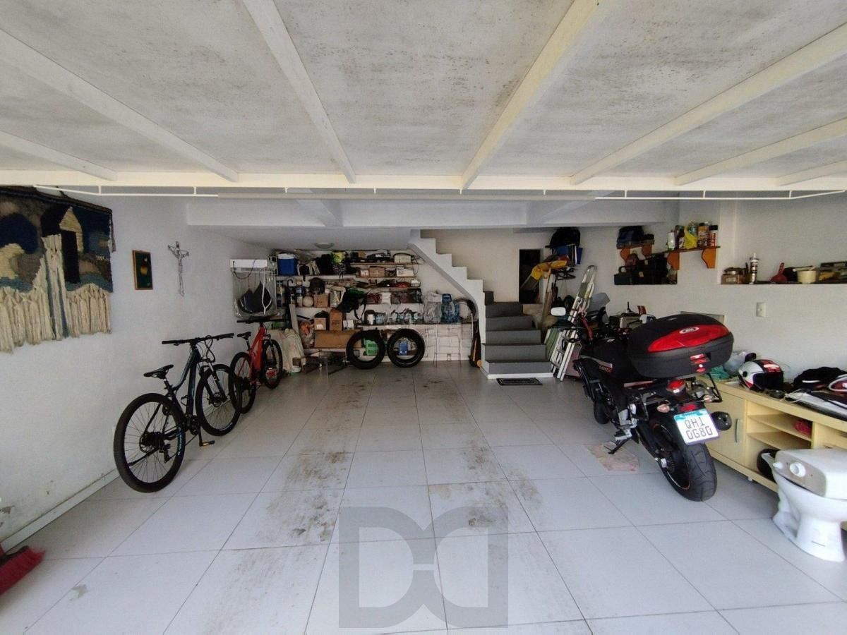 Casa/ sobrado com mobilia de qualidade, 3 suítes, piscina e 4 vagas de garagem — foto 33