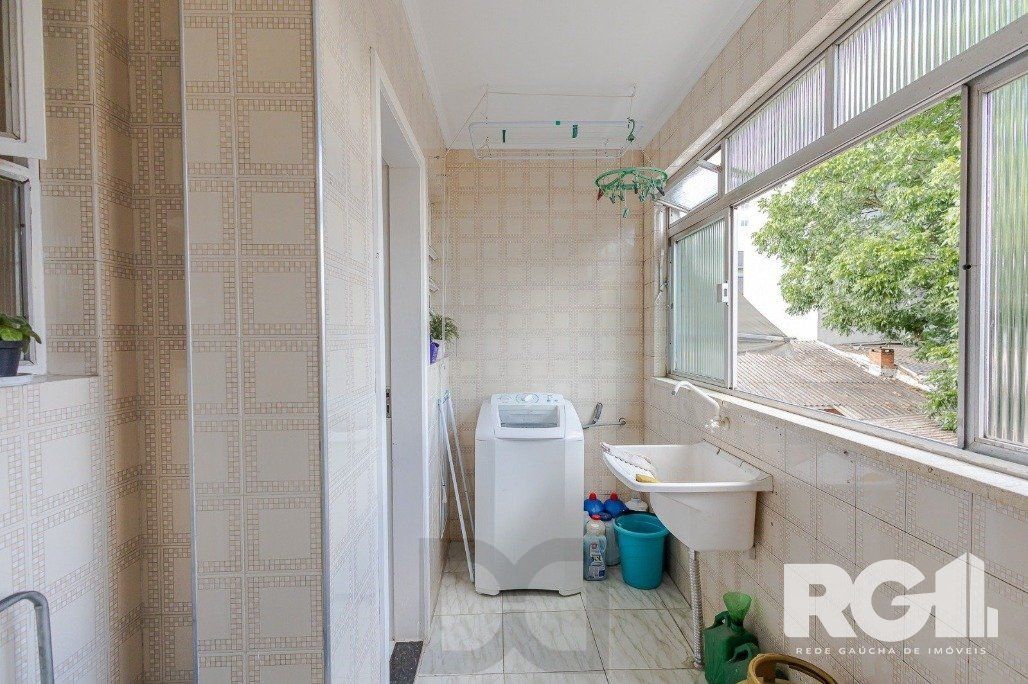 Cobertura desocupada com 3 Quartos e Área Gourmet em Porto Alegre — foto 22