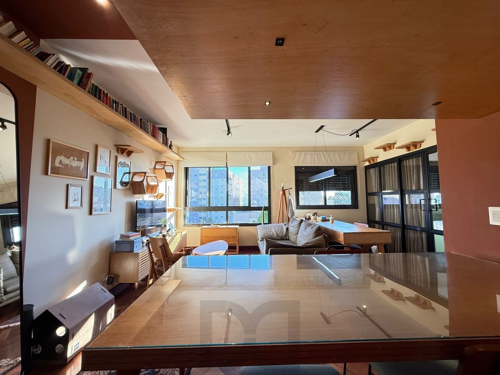 Apartamento com 2 dormitórios, suíte e churrasqueira. — foto 5