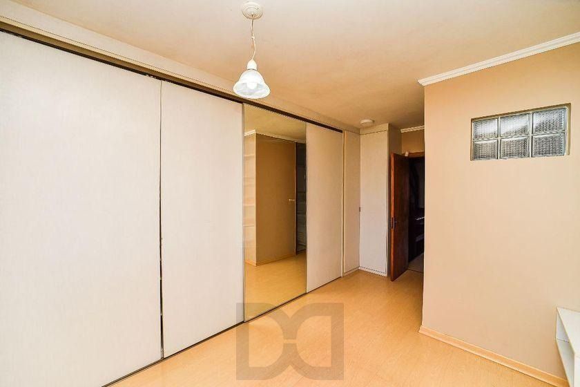Casa com 3 dormitórios, suíte e churrasqueira. — foto 7