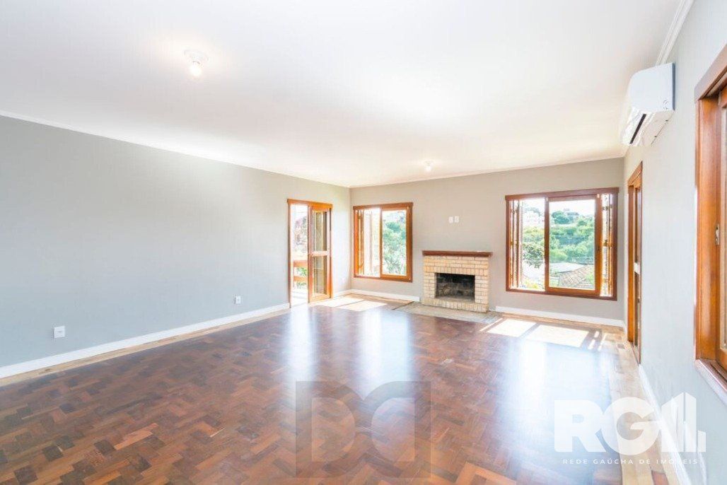Casa com piscina, 3 dormitórios, 258m² privativos, no Jardim Itu. — foto 5