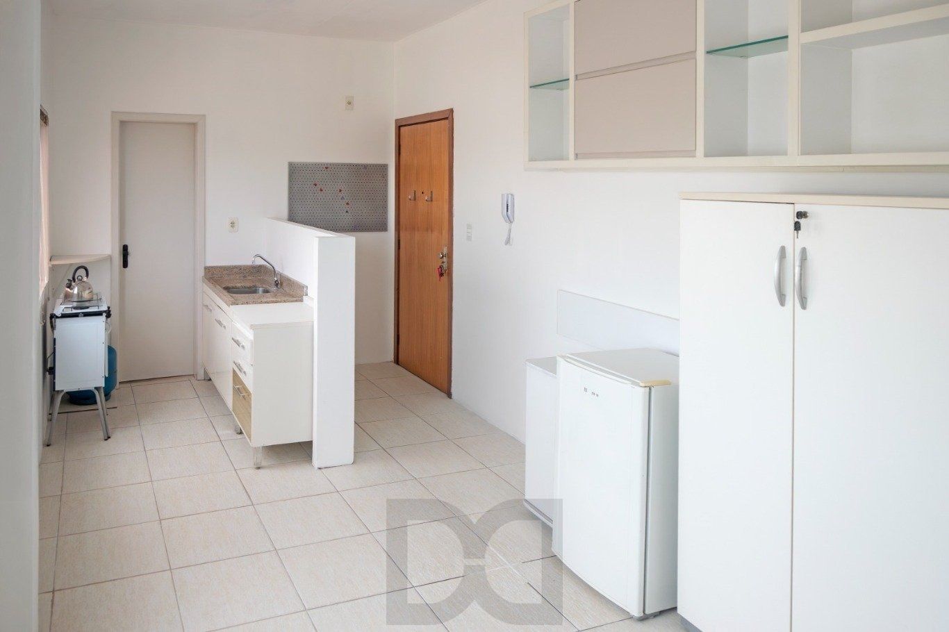 Ótima oportunidade de Sala comercial, semi-mobiliada na Av. Assis Brasil — foto 2