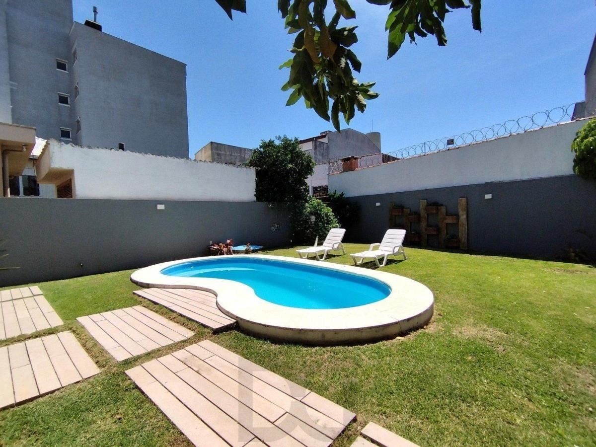 Casa/ sobrado com mobilia de qualidade, 3 suítes, piscina e 4 vagas de garagem — foto 28