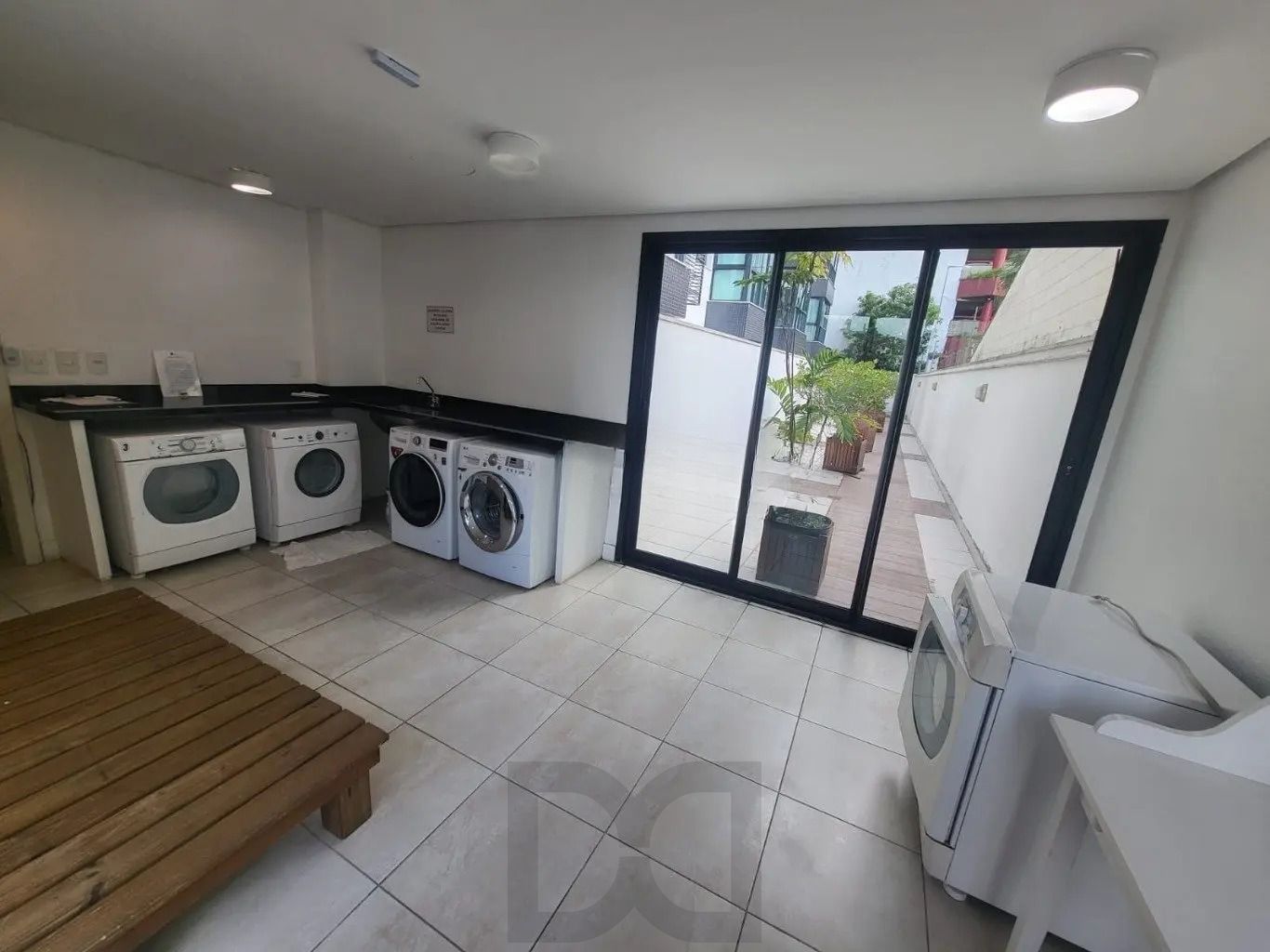 Apartamento com 1 quarto e 53m² à venda em Menino Deus, Porto Alegre. — foto 15