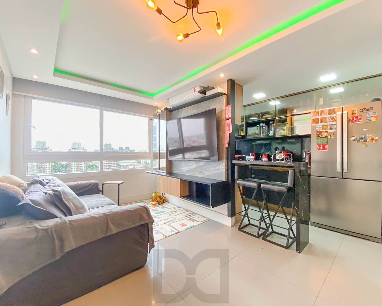 Apartamento semimobiliado, andar alto, com vista perene – Jardim Lindóia — foto 1