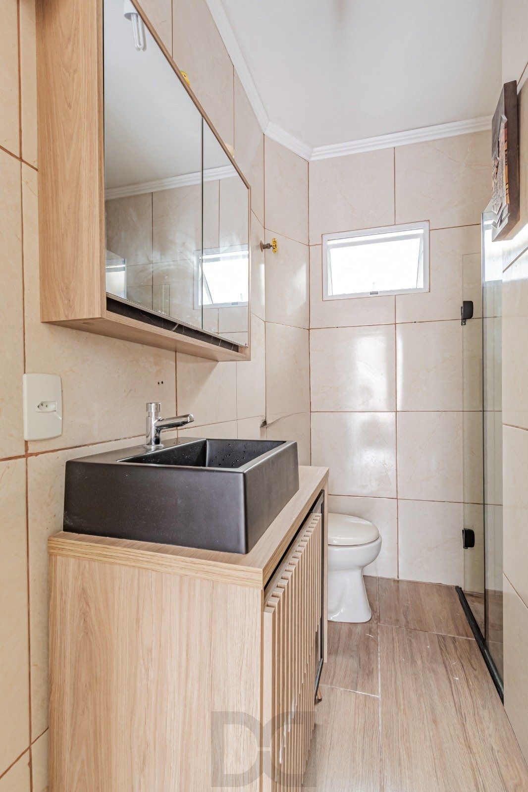 Térreo com pátio Semimobiliado, 2 Dormitórios, Próximo ao Praia de Belas — foto 16