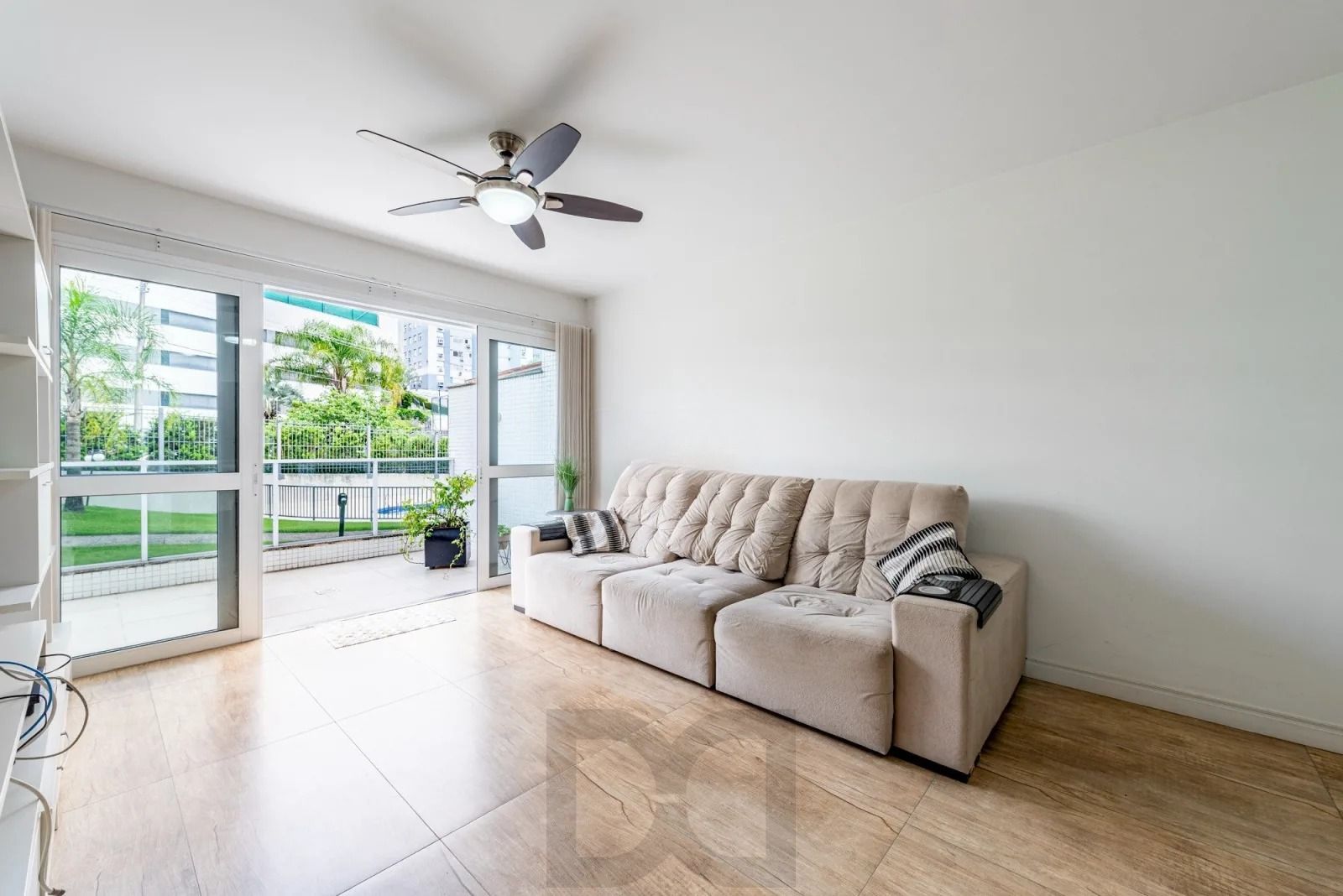 Apartamento Garden Semimobiliado 3 Dormitórios Próximo ao Iguatemi — foto 2