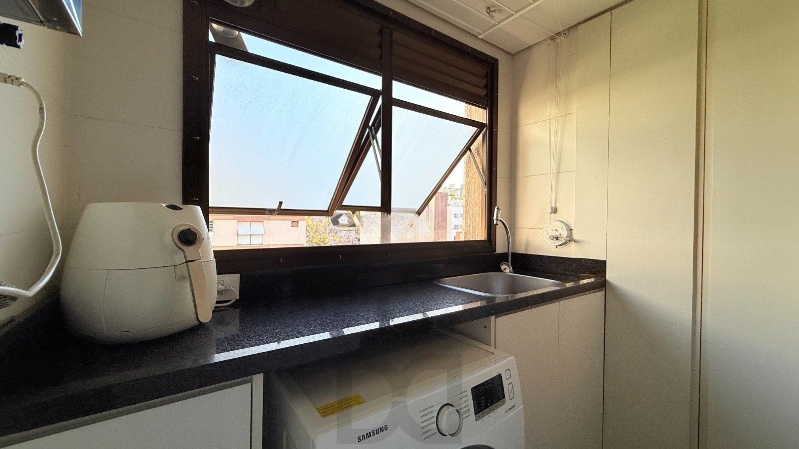 Apartamento semimobiliado com churrasqueira no Higienópolis — foto 10