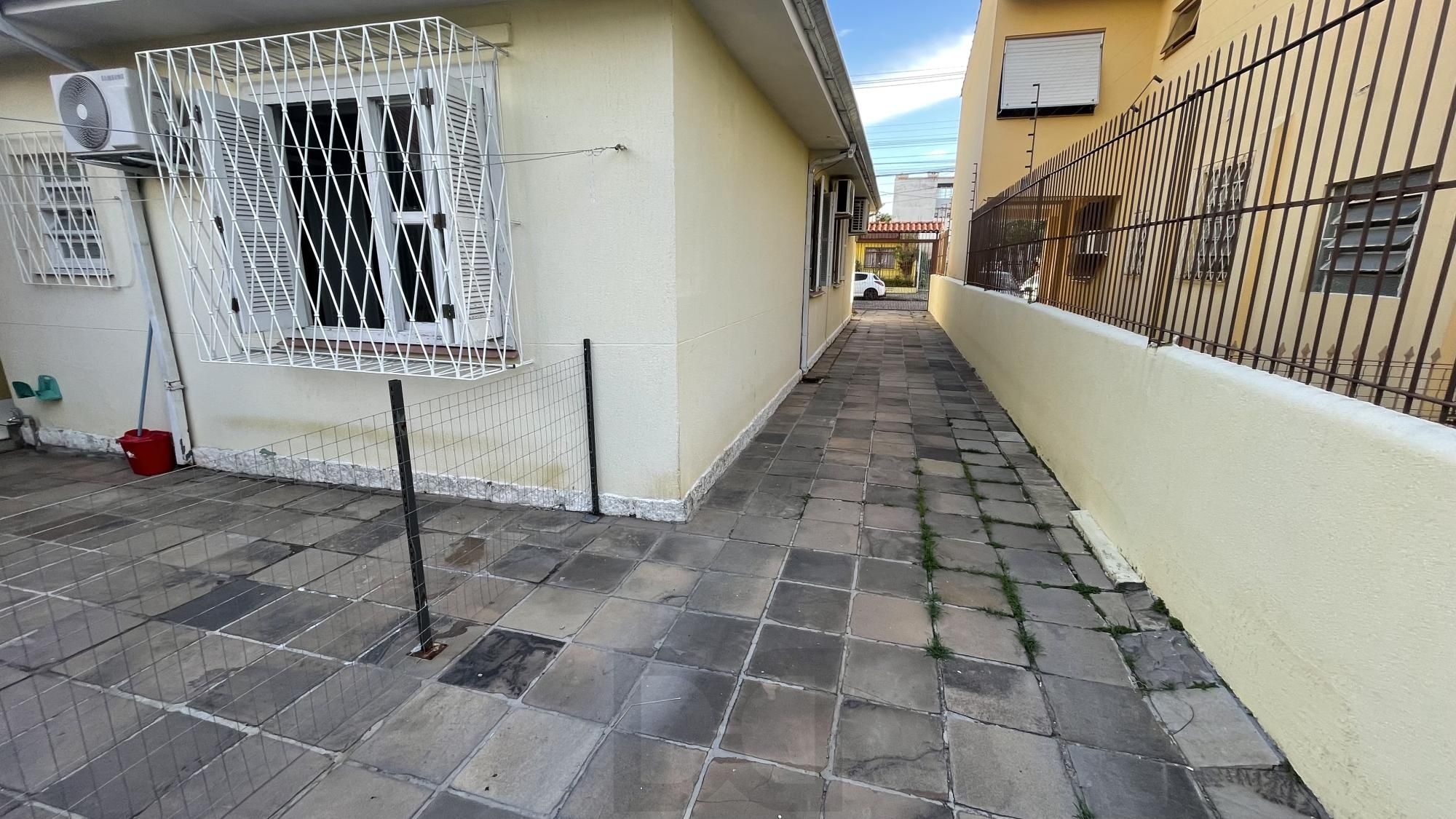 Casa térrea com 2 suítes com amplo pátio, — foto 37