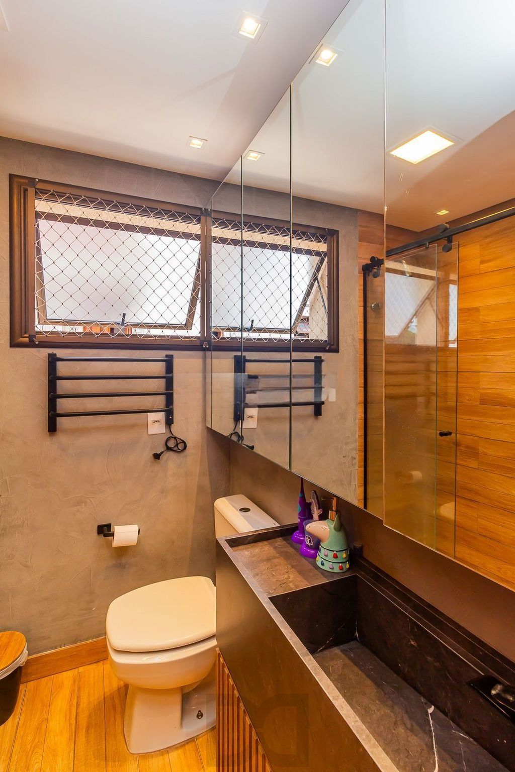 Apartamento de 3 dormitórios com suíte e vaga dupla no Passo da Areia — foto 24