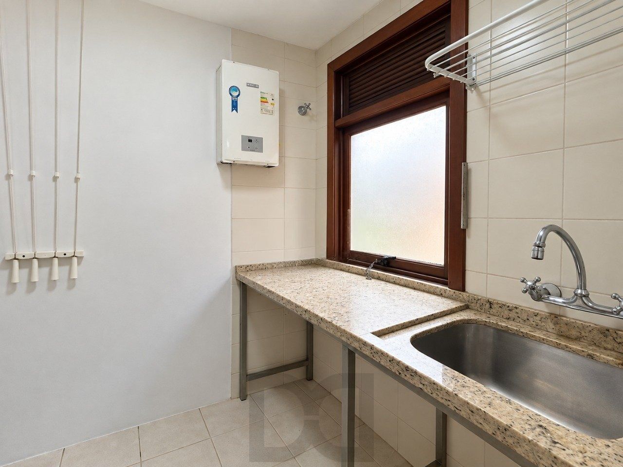 Apartamento de 3 Dormitórios com Suíte e Churrasqueira — foto 10