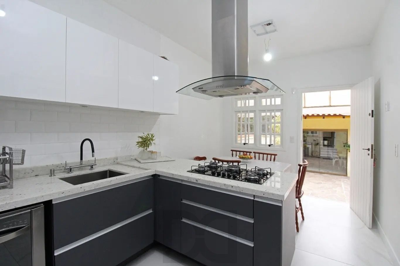 Casa térrea com edícula e salão de festas próximo ao Iguatemi — foto 7